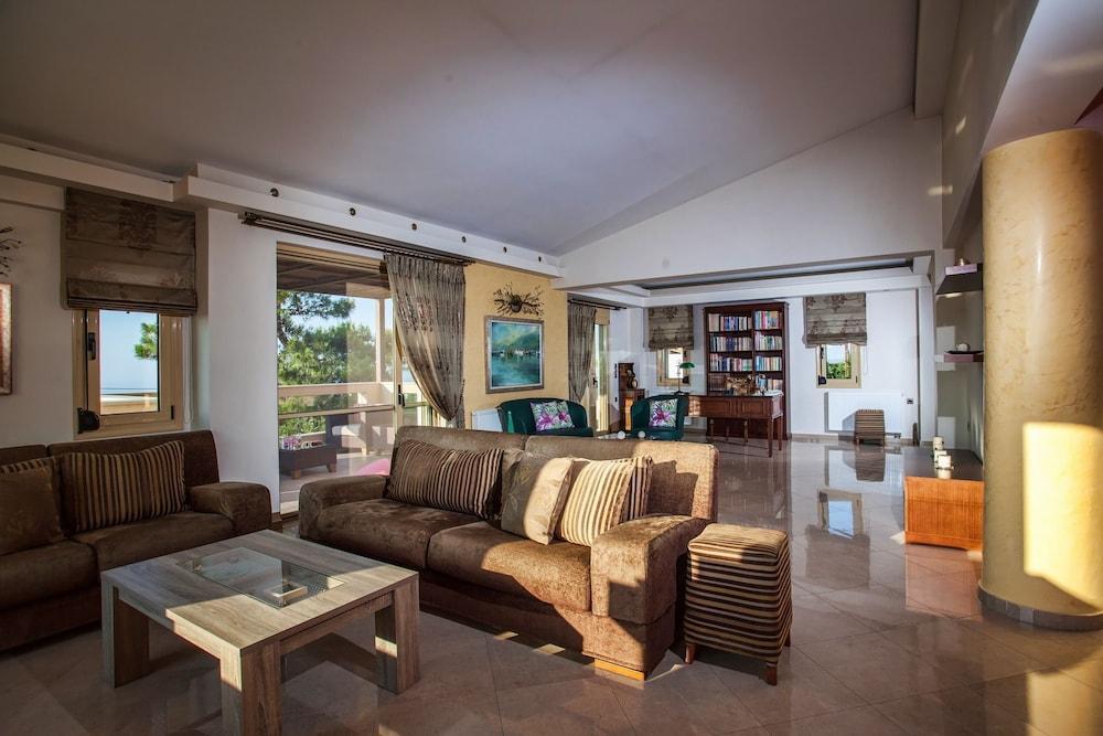 Palladio Luxury Villa With Amazing View Roussospítion エクステリア 写真