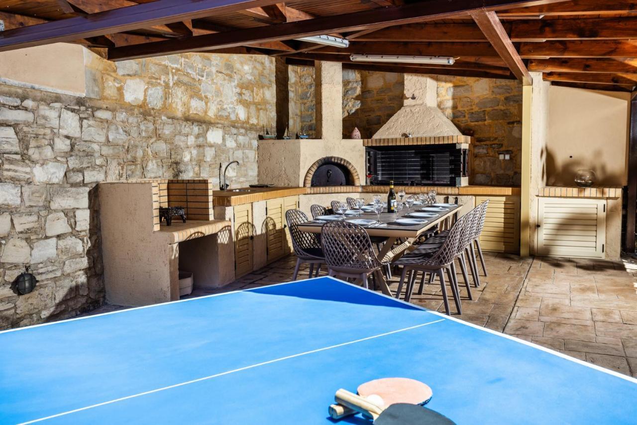 Palladio Luxury Villa With Amazing View Roussospítion エクステリア 写真